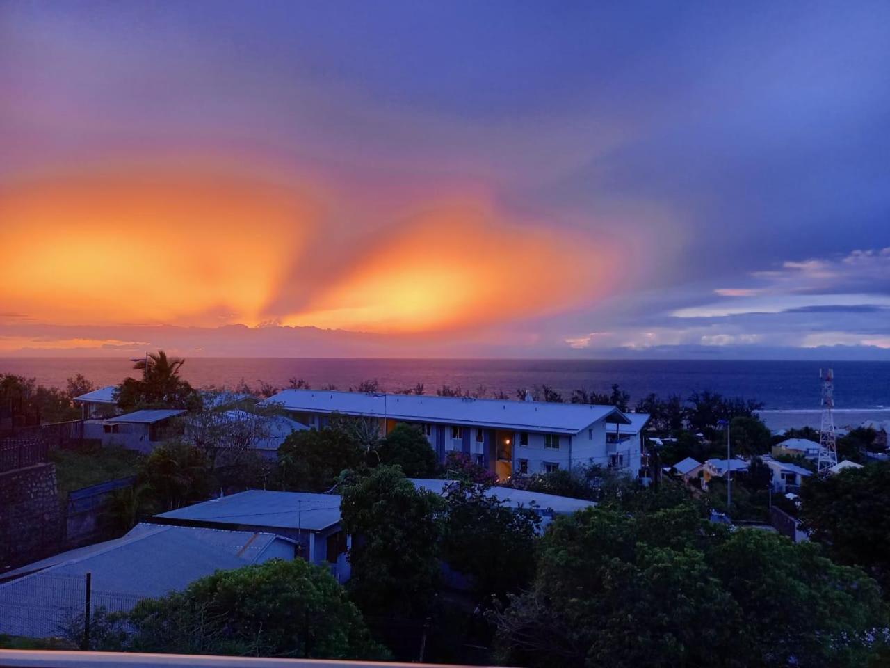 Appart Lumineux Vue Mer Leu Emra Saint-Leu Bagian luar foto